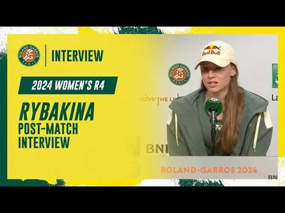 Regardez la conférence de presse d'après-match de Rybakina après sa victoire au quatrième tour à Roland-Garros 2024