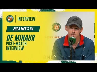 Regardez la conférence de presse d'après-match de De Minaur après sa victoire au 4e tour à Roland-Garros 2024