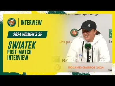 Regardez la conférence de presse d'après-match de Swiatek après sa victoire en demi-finale à Roland-Garros 2024