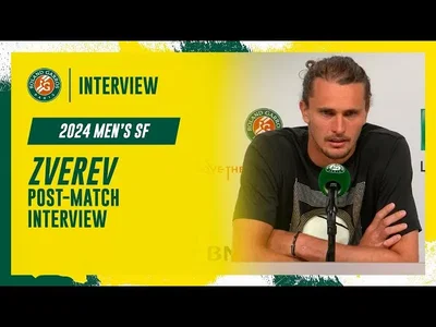 Regardez Zverev parler de la finale contre Alcaraz après sa victoire en demi-finale à Roland-Garros 2024