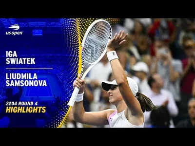 Les meilleurs moments de Swiatek contre Samsonova en huitièmes de finale de l'US Open.