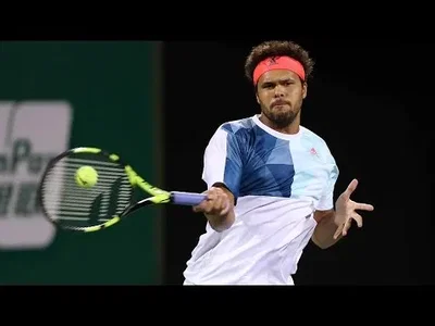 Tsonga strikes back Zverev smash in Shanghai !