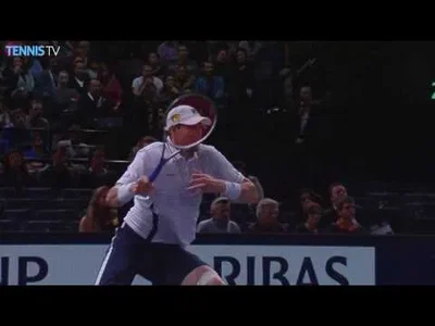 Isner mystify Cilic with a fabulous cross court forehand in Paris