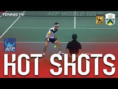 Herbert hits an incredible winning Tweener against Lopez in Paris