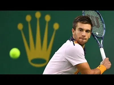 Incredible rally between Coric and Djokovic in Shanghai !