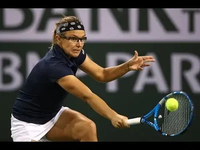 Amazing point from Flipkens against Bouchard at Indian Wells