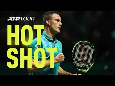 Fucsovics hits superb Tweener against Wawrinka at Indian Wells