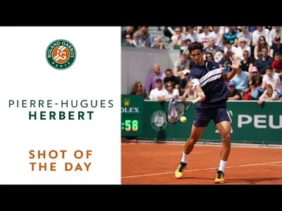 Wonderful point from Herbert against Medvedev at Roland-Garros