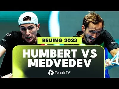 Highlights of Medvedev's tough win against Humbert in Beijing