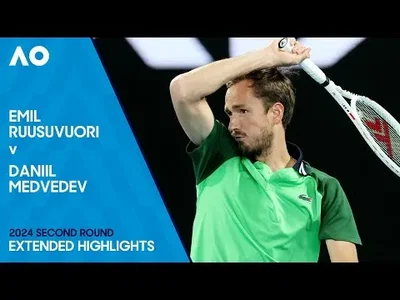 Highlights of the late-night battle between Medvedev and Ruusuvuori