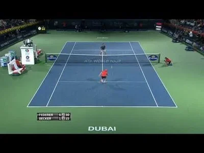 Roger Federer Tweener Hot Shot in Dubai 2014 !