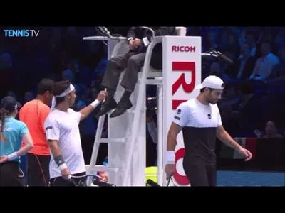 Fognini pulls down umpire's sock in London