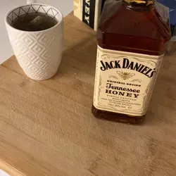 Joni U
