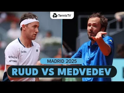Casper Ruud vs Daniil Medvedev résumé | Madrid 2025