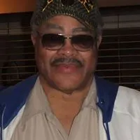 Dan Holt