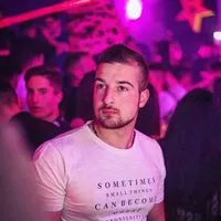 Νίκος Τ.