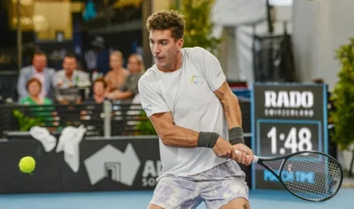 Thanasi Kokkinakis : « Aucun joueur n’avait tenté cette opération » — le pari fou pour sauver sa carrière