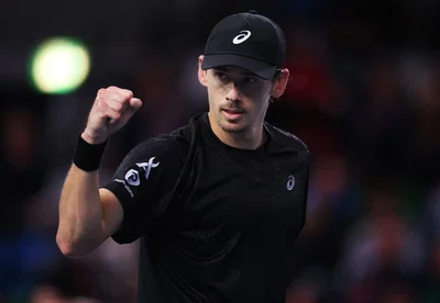 UTS Londres : De Minaur, encore impérial, s’offre un troisième sacre et un chèque royal !