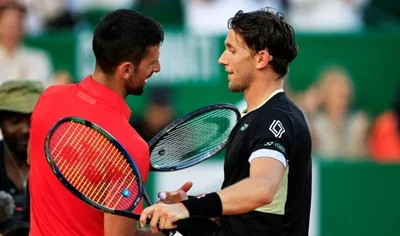 « Novak semblait plus facile à jouer », Ruud compare Nadal et Djokovic à Roland-Garros