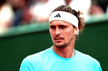 Zverev à nouveau balayé par Sinner (8-0), l’Allemand peut-il encore croire en ses chances ?