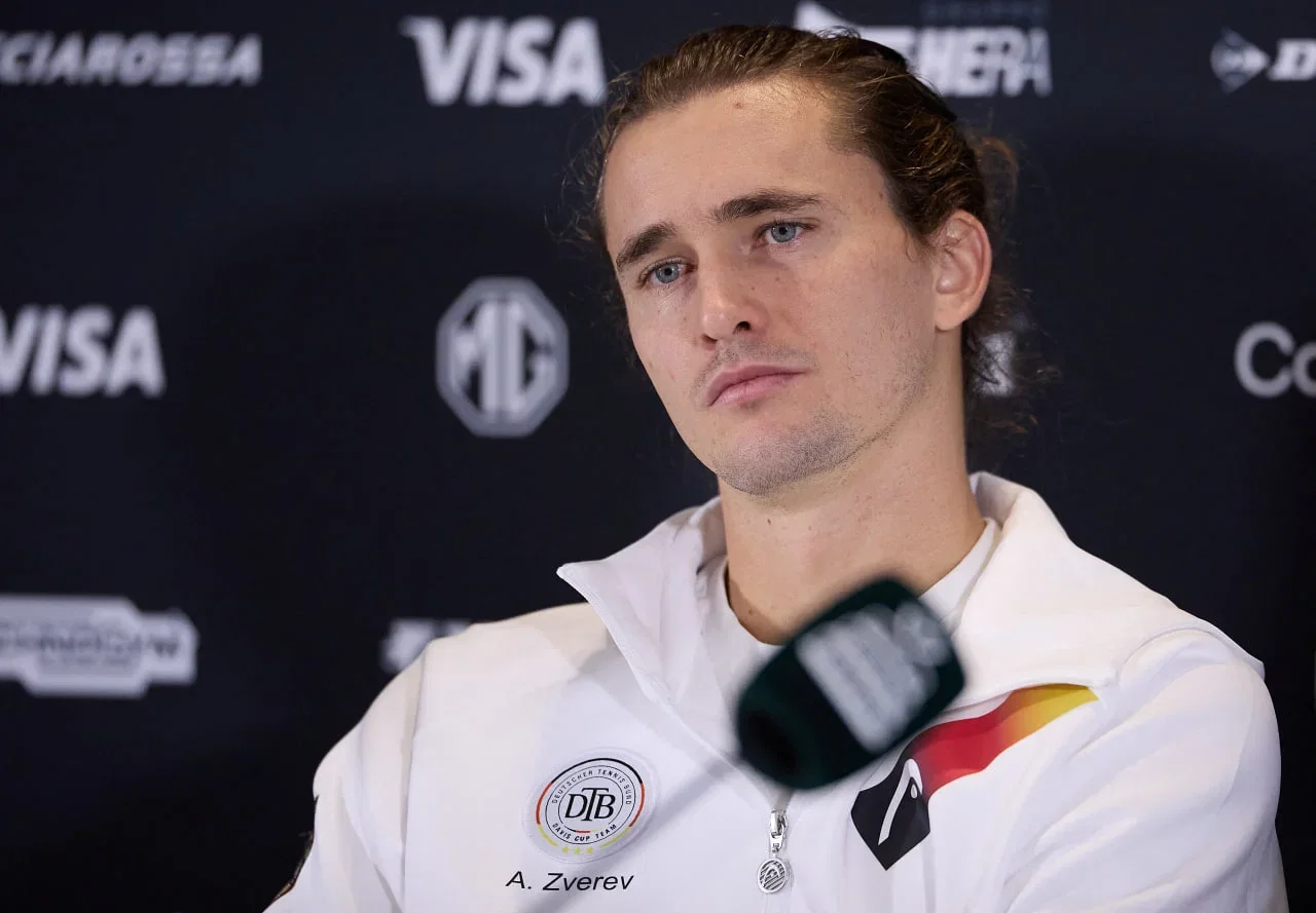 « J’ai dû changer le code de mon téléphone » : le cri d’alerte de Zverev concernant les caméras dans le tennis