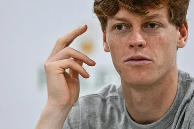 Sinner : « Je ne peux pas me comparer à Rafa, Roger ou Novak »