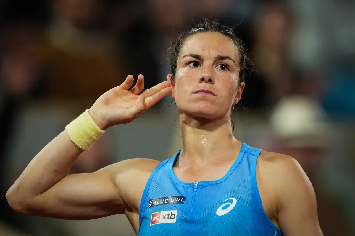 Ahead of Roland-Garros, Boisson Reunites with the Coach Behind Her ...