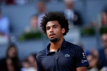 Vidéo - Très attendu, Arthur Fils fait son arrivée à Roland-Garros