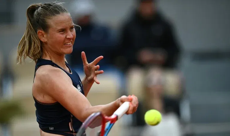 Australian Open Qualifying: Ferro, Paquet, and Tan Fall in Second Round