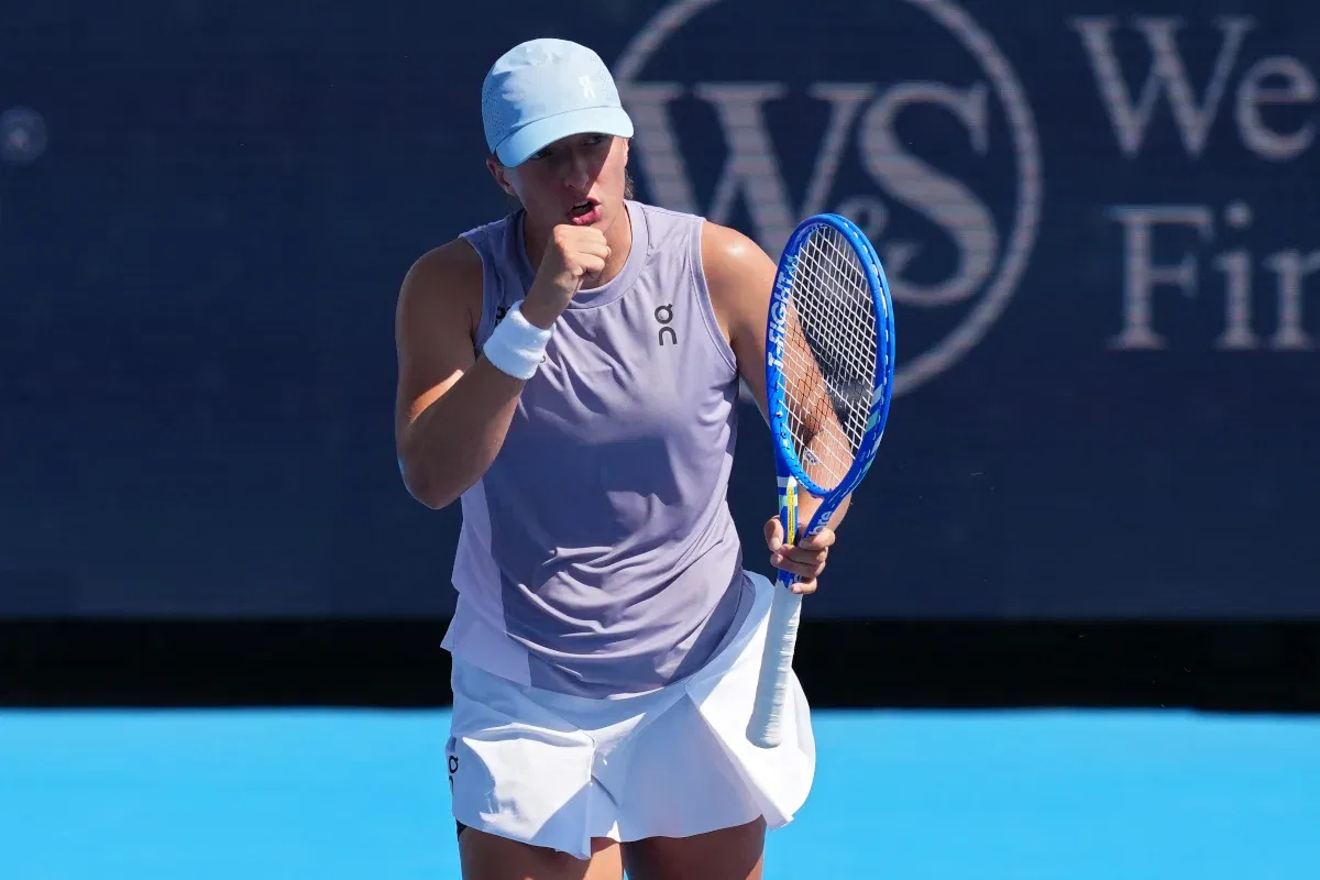 One Point Slam : Swiatek surprend Cobolli, Moutet battu par un coach