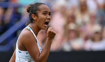 « Tu veux jouer au tennis ou pas ? » : Leylah Fernandez interpellée par son père à Strasbourg