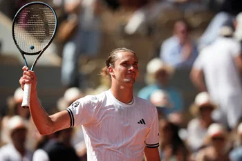 Zverev lance parfaitement son Roland-Garros et domine Benjamin Bonzi sans trembler