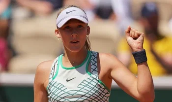 Roland-Garros : Andreeva déroule au premier tour, Hailey Baptiste signe l’une des remontées de la journée