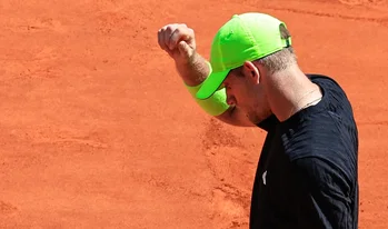 « Je ne pouvais pas respirer » : Davidovich Fokina raconte son calvaire sous la chaleur de Roland-Garros