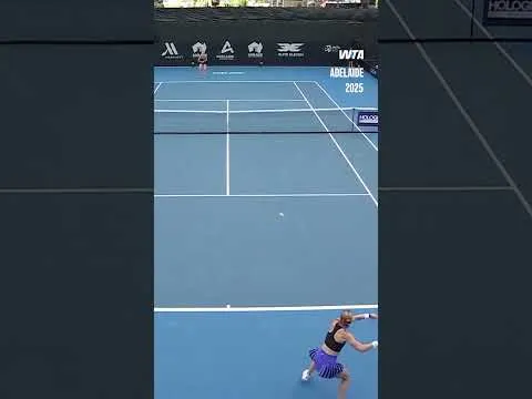 Sakkari bat Noskova à Roland Garros 2026 – 1er tour