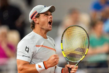 Tabur, battu par Sinner à Roland-Garros : « J’ai essayé de m’appuyer sur mes points forts »