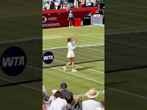 Donna Vekic bat Emma Raducanu au Queen's 2026 – Finale