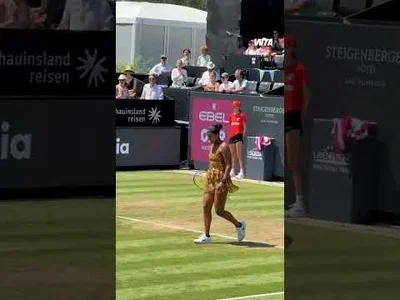 Osaka slår Alexandrova i Grass Court-turneringen 2026 – kvartfinale