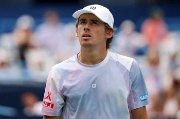 Alex de Minaur craque après une balle de match : « Catastrophique »