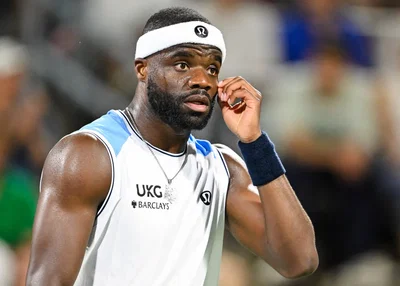Tiafoe phẫu thuật tay sau khi bỏ cuộc tại Montreal, kế hoạch US Open bị đe dọa