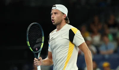 US Open: Müller qələbə ilə növbəti mərhələdə, Blanchet erkən vidalaşdı