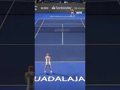 Peyton Stearns poráží Liudmilu Samsnovovovou v semifinále Guadalajara Open 2026