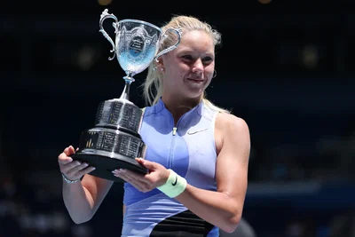 Coup double pour Efremova : la Française remporte l’Open d’Australie Juniors et accède à la première place mondiale de sa catégorie