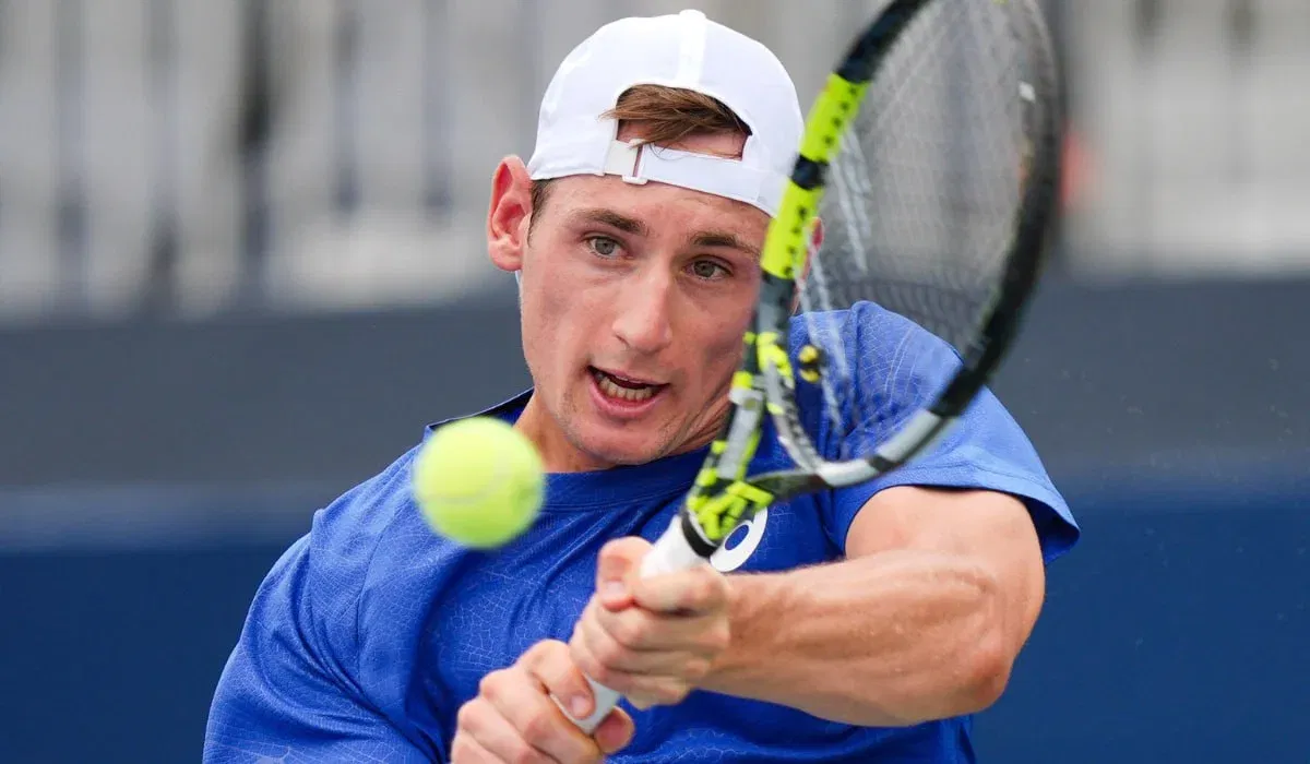 « J’ai mis mes couilles sur la table. Fils, ce n’est pas un Simon », la conférence de presse pleine de punchlines de Royer