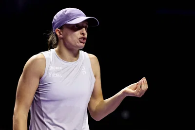 WTA Doha : Swiatek réussit son entrée en lice face à Tjen