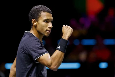 Félix Auger-Aliassime enchaîne : une nouvelle finale à Rotterdam après une démonstration express !