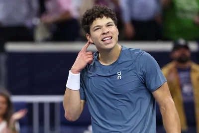 Une finale à suspense à Dallas : Ben Shelton renverse Taylor Fritz et s’offre un quatrième titre