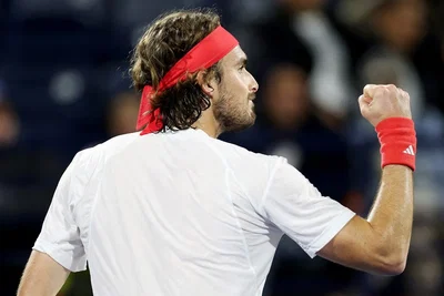 Tsitsipas raconte son dîner avec Djokovic : « J’ai appris beaucoup de choses précieuses »