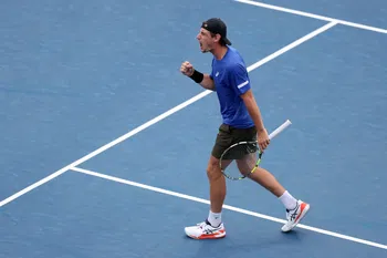 Munarovo zranění otevírá Royerovi dveře do hlavní soutěže v Dubaji