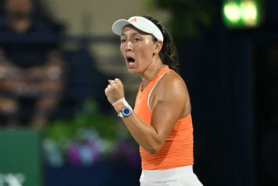 Pegula renverse Anisimova et file en finale à Dubaï !